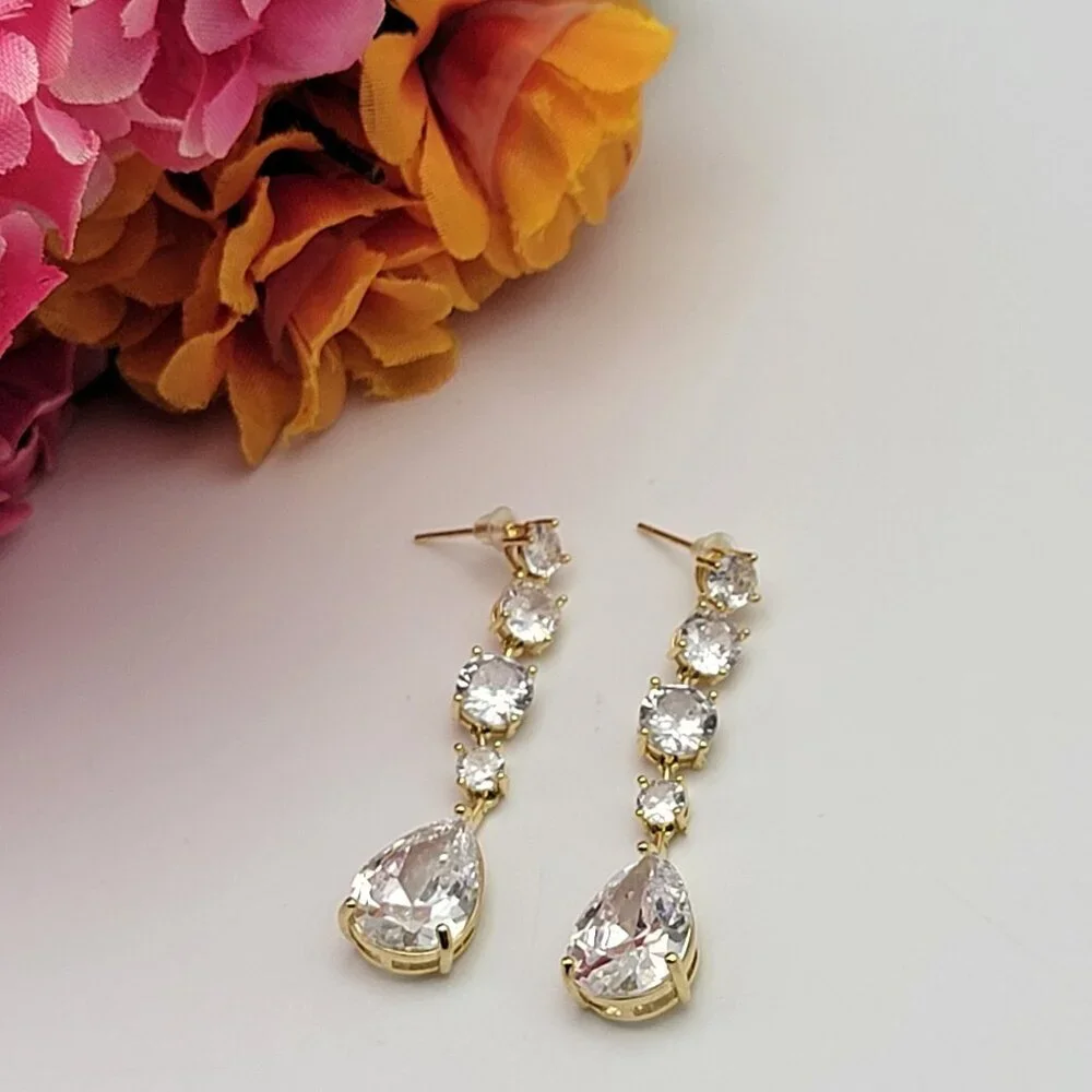 925 Sterling Silver Gold Vermeil Clear Swarovski Crystal Drop Earrings 2